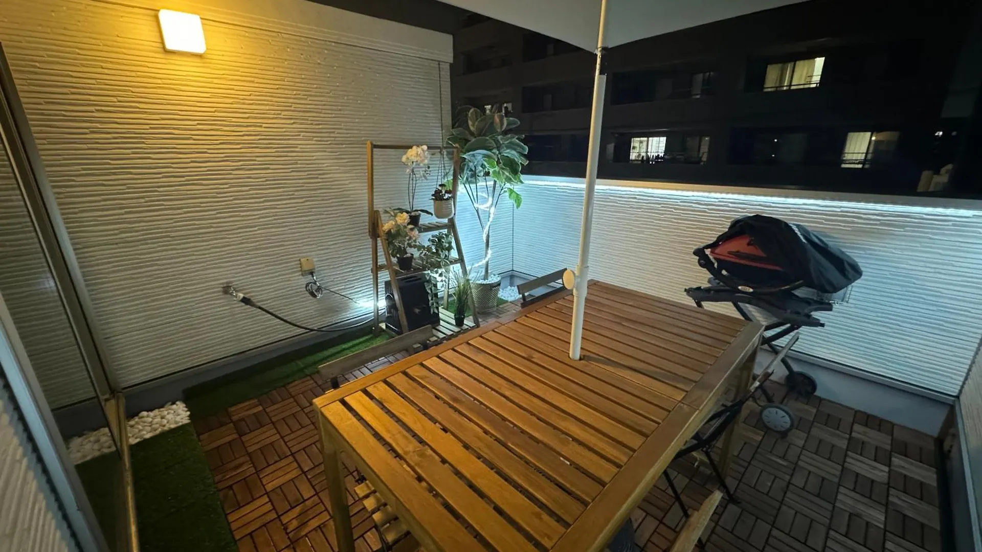 川崎町Kenzo Houseアパートメント
